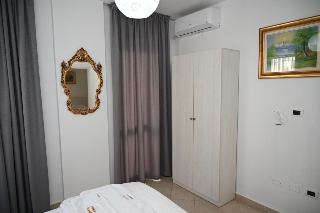 Aparthotel Shkodra Durres Ngoại thất bức ảnh