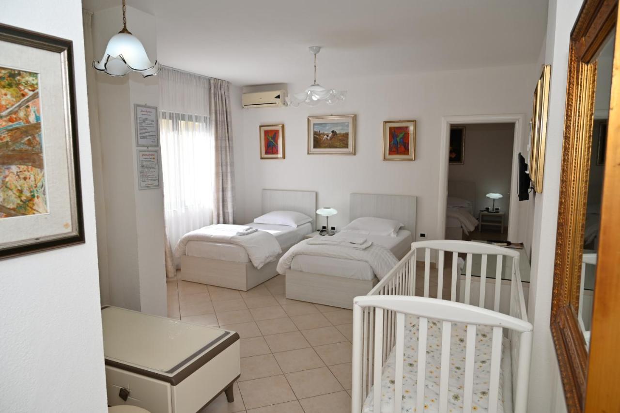 Aparthotel Shkodra Durres Ngoại thất bức ảnh