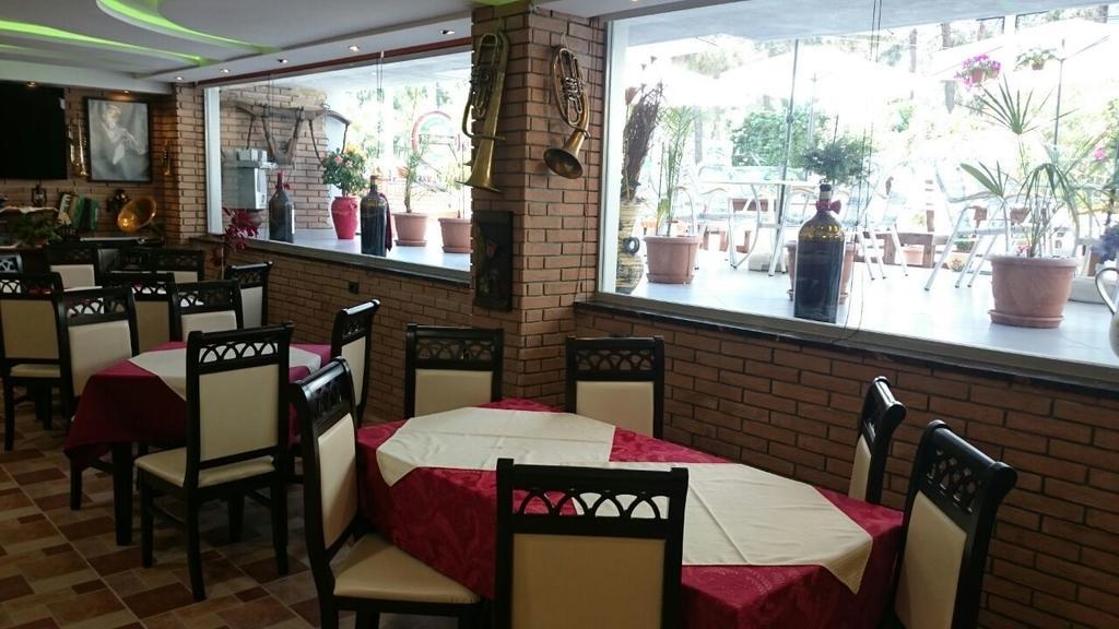 Aparthotel Shkodra Durres Ngoại thất bức ảnh